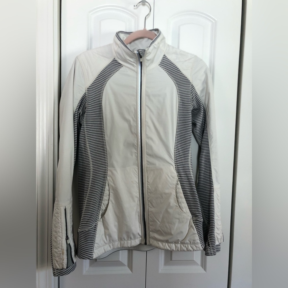 Lululemon gray/white jacket, size 8